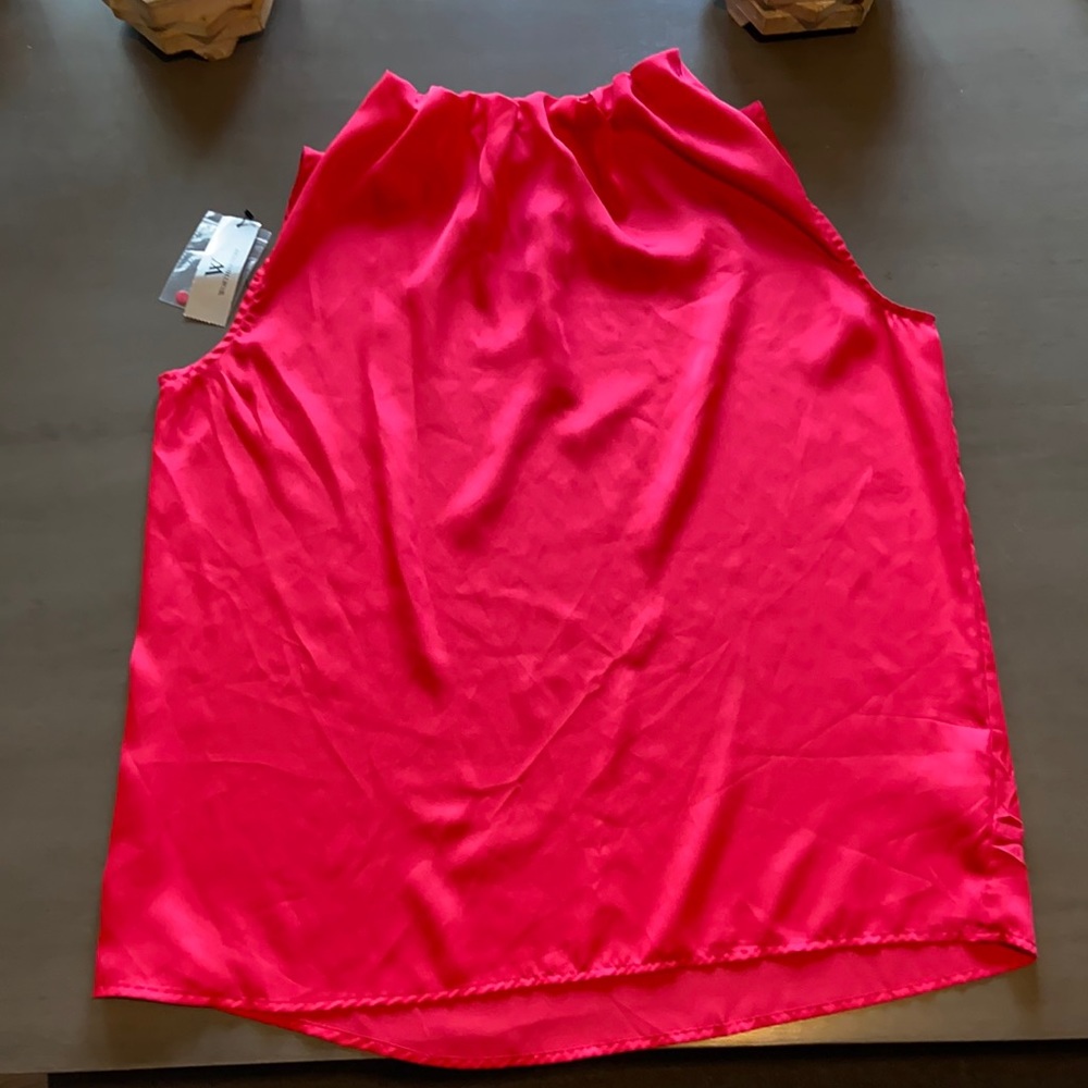 🚨Worthington Sleeveless Blouse